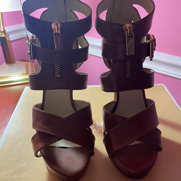 MICHAEL KORS ANYA Platform Sandals - Picture 4 of 6